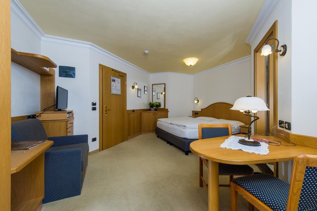 Hotel Bellavista Канацеи Номер фото